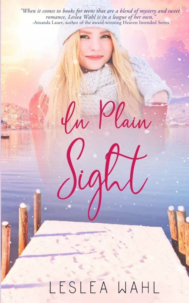 Secrets: In Plain Sight By Leslea Wahl